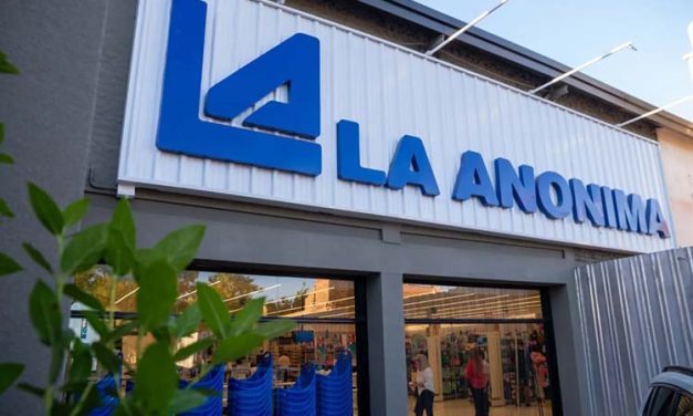 La Anónima: apertura en Centenario