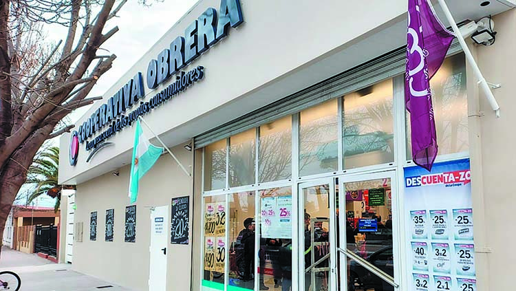 Cooperativa Obrera sigue creciendo